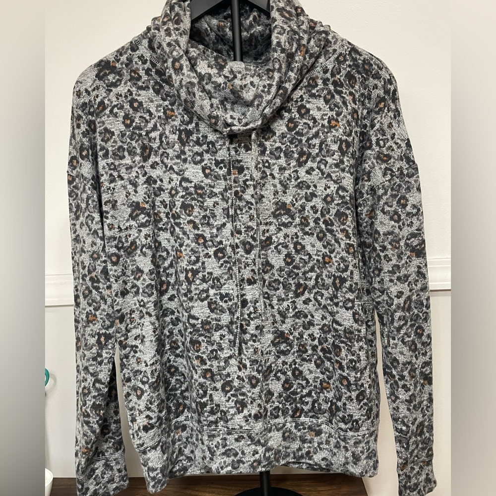 Maurices Women's Gray Leopard Print Sweater Cowl Neck XS
